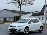 Opel Astra J Lim. 5-trg. Edition*SERVICE NEU* - Opel Astra aus 2009: J