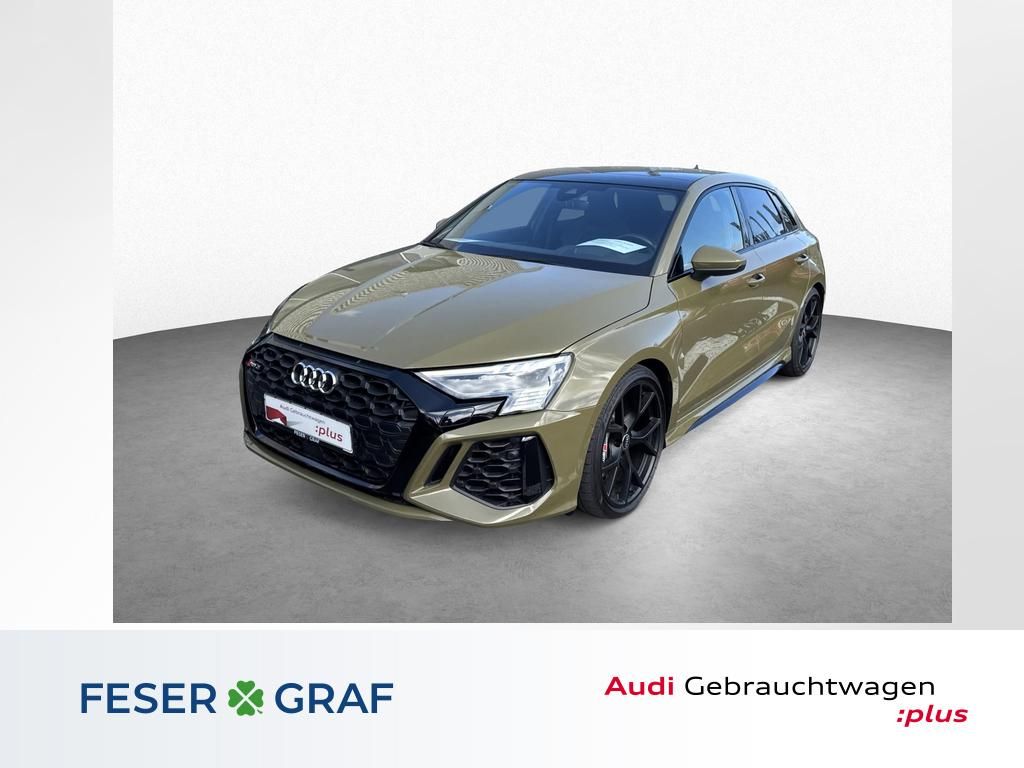 AUDI RS3 Sportback KERAMIK PANO SPORTABGAS HuD MATRIX