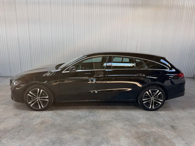 MERCEDES-BENZ CLA 200 Shooting Brake Progressive Line