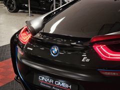 Fahrzeugabbildung BMW i8 Coupe (CAMERA/HEADUP/LED/SHZ/HARMAN