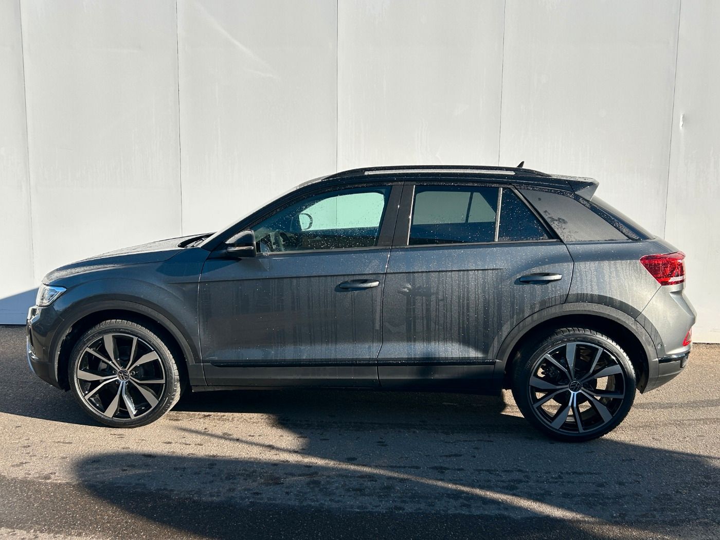 Volkswagen T-Roc 2.0 l TDI DSG Style AHK Navi LED PDC foto 4