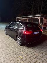 Mercedes-Benz B 180 d AMG Line  - gebrauchte Mercedes-Benz B 180 aus dem Jahr 2021