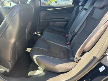 Ford Mondeo Turnier ST-Line AHKWinterpaket
