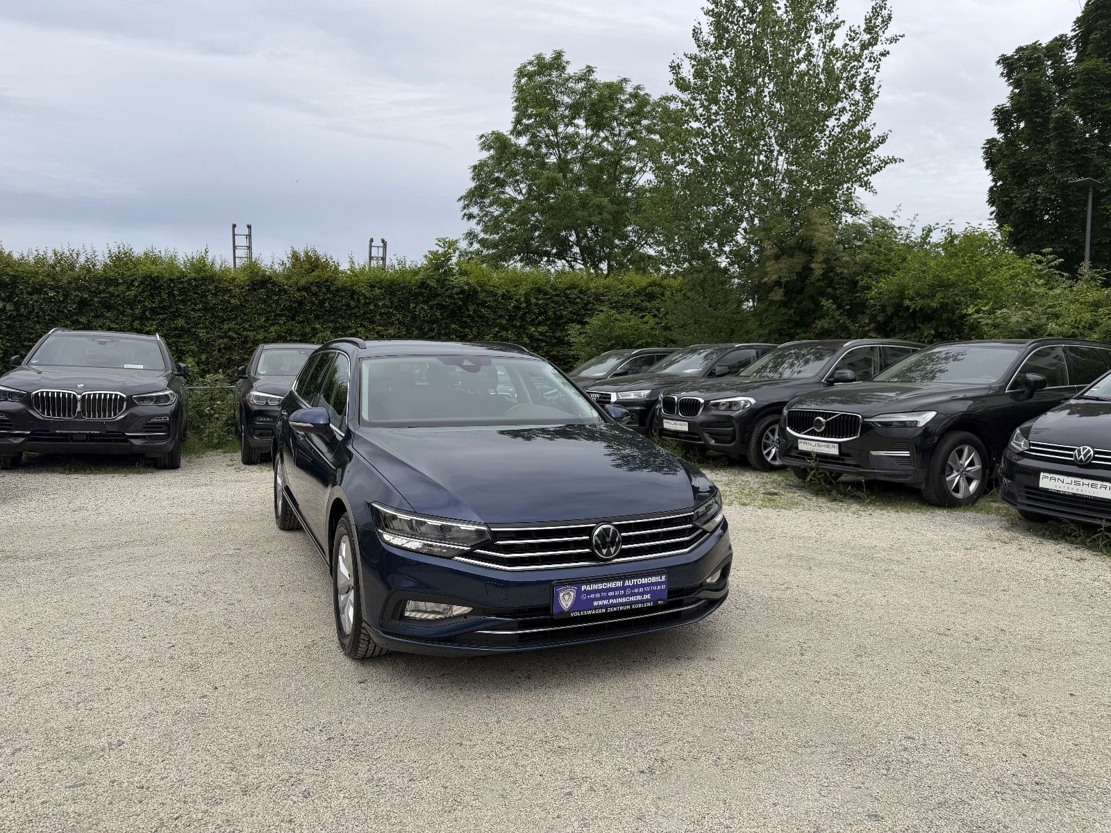 VW Passat Variant Business DSG ACC+LED+AHK+SPURAS.