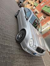 Mercedes-Benz W 211 4 Matic  320 - Mercedes-Benz C 320 mit Benzin-Antrieb