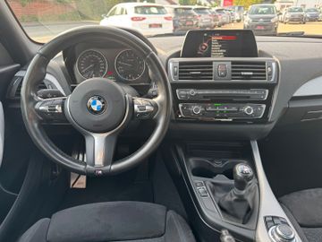 BMW 118i M Sport Shadow Line LED Navi Klima SHZ