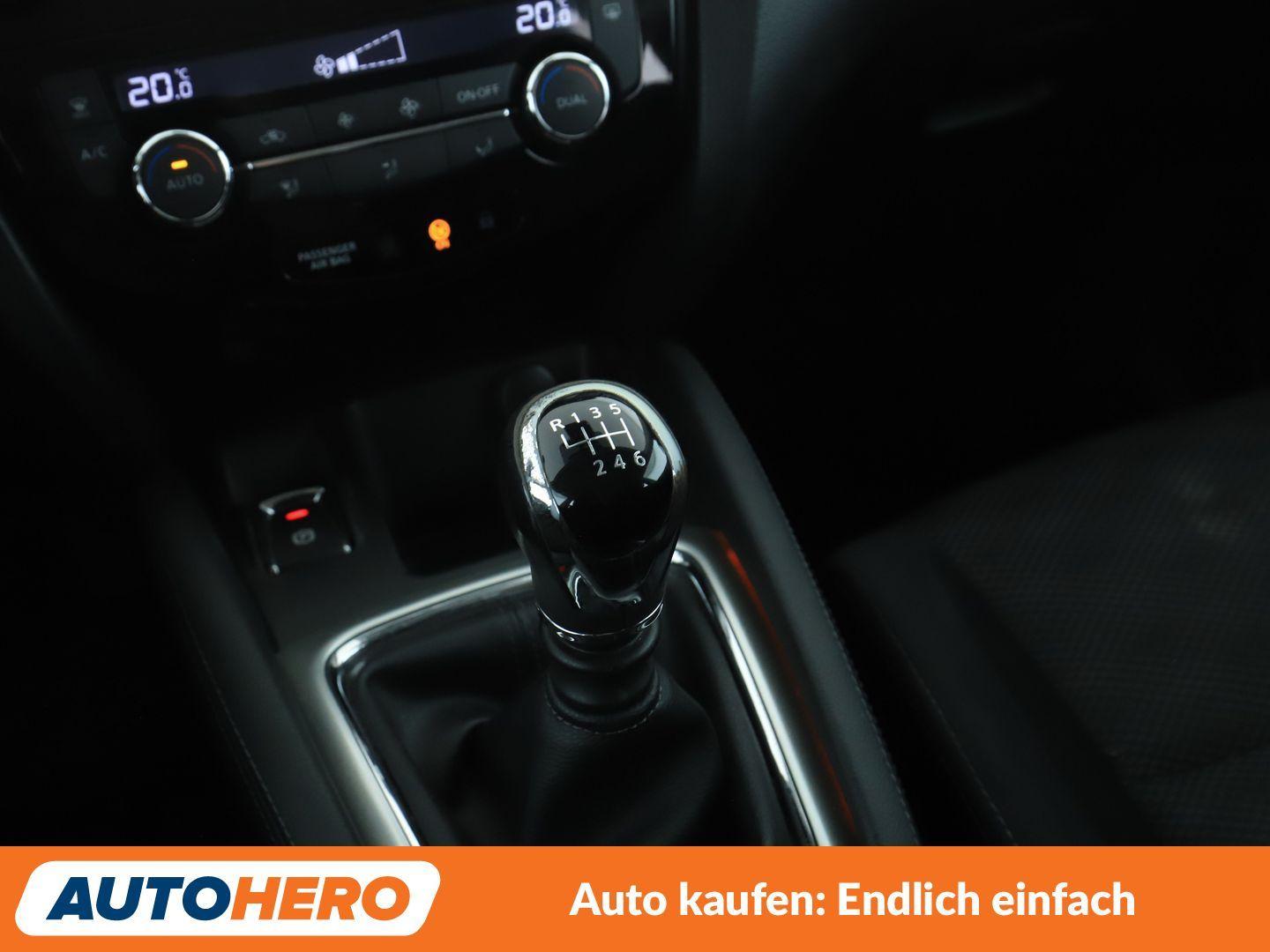 Nissan Qashqai 1.2 Acenta*NAVI*SPUR*PDC*SHZ*KLIMA*TEMPO