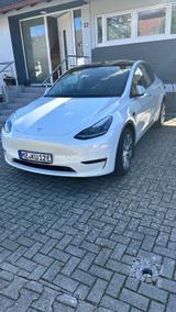 Tesla Model Y Long Range Dual Motor AWD Long Range