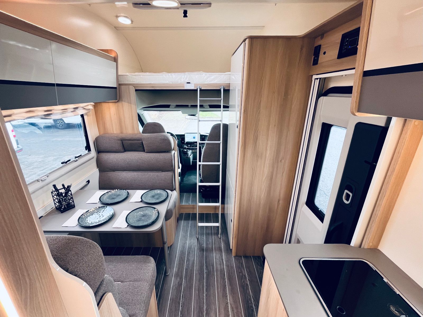 Fahrzeugabbildung NobelART A-9000 - Modell 2026