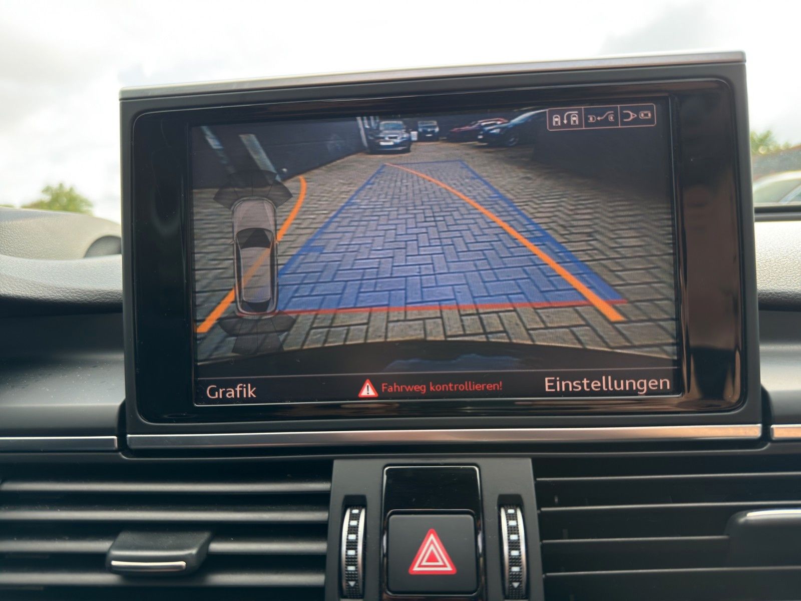 Fahrzeugabbildung Audi A6 Avant 2.0 TDI*ST-Heiz*S-Line*Pano*Head-Up*AHK