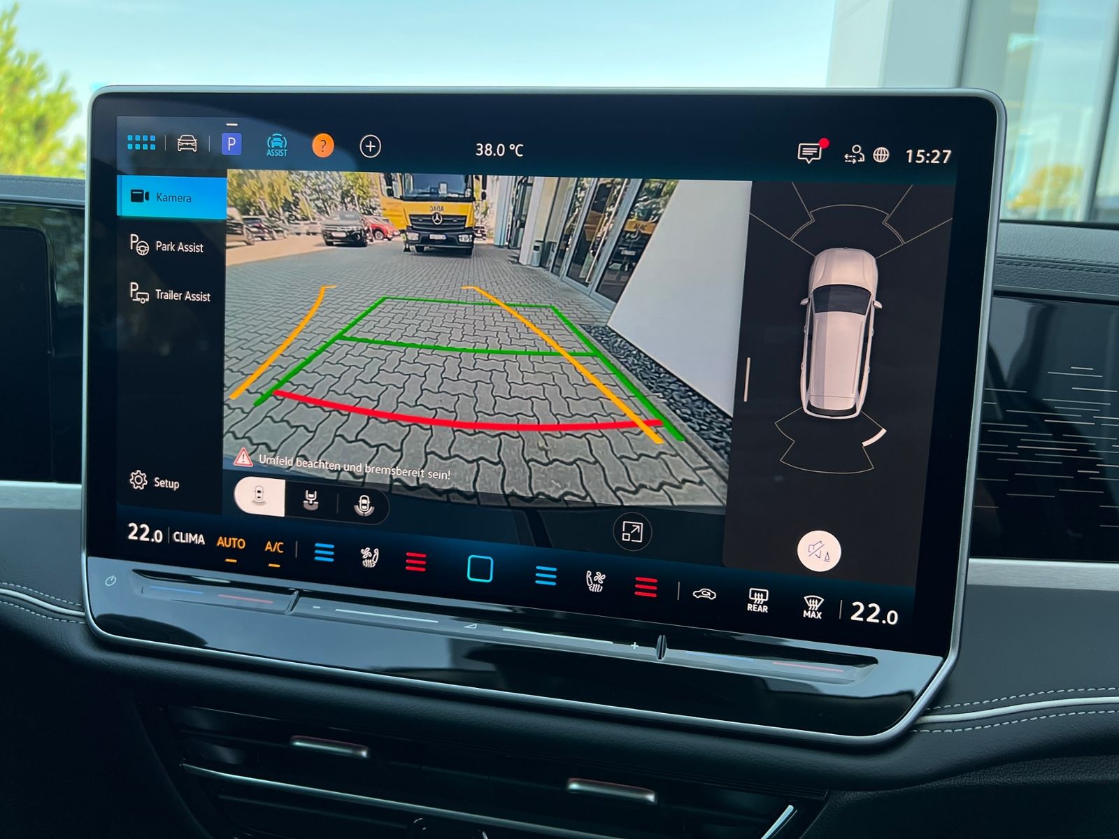 Fahrzeugabbildung Volkswagen Passat Variant Elegance 1.5 eTSI DSG *AHK,IQ-Lig