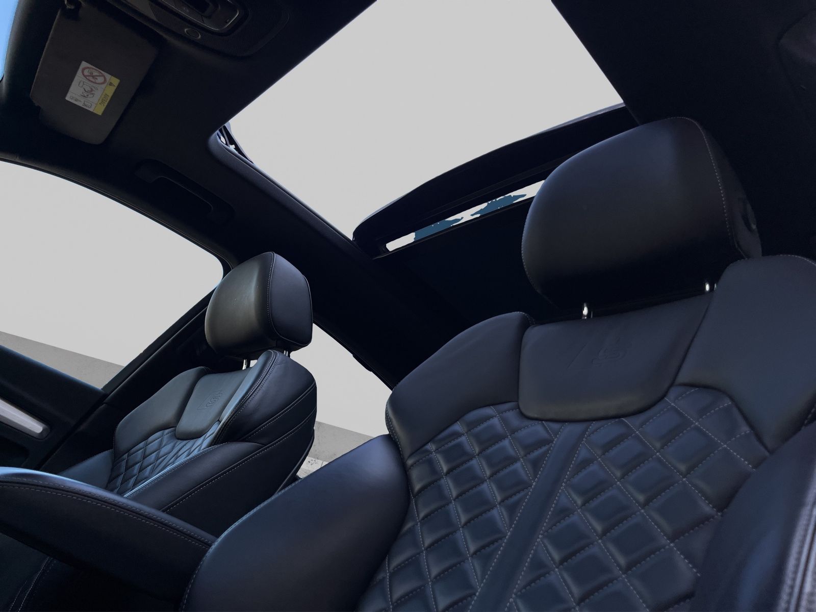 Fahrzeugabbildung Audi SQ5 3,0L Sportback*Pano*22"*B&O*ViCo*Blackline*