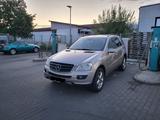 Mercedes-Benz ML 320 - Mercedes-Benz ML 320 in Nürnberg