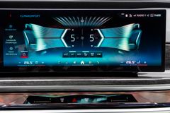 BMW M760 – 16 / 30