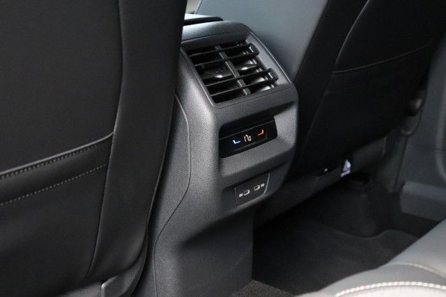 Volkswagen Tiguan GOAL AHZV Winterräder Area View foto 11