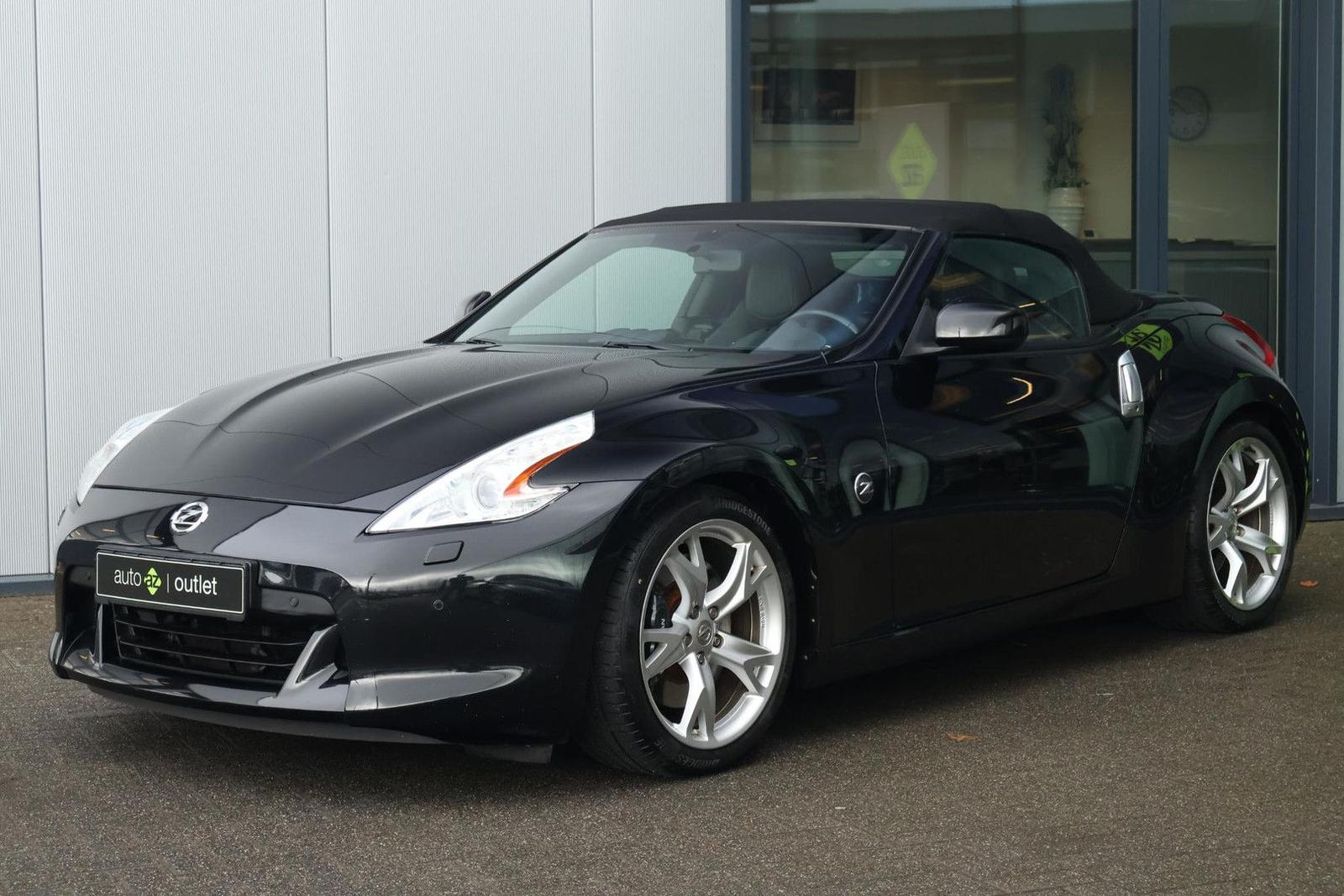 Nissan 370Z Roadster 3.7 V6 Pack | 328 ch | BVA | Capote électrique | Sièges chauffants | Xénon | Bluetooth | Régulateur de vitesse
