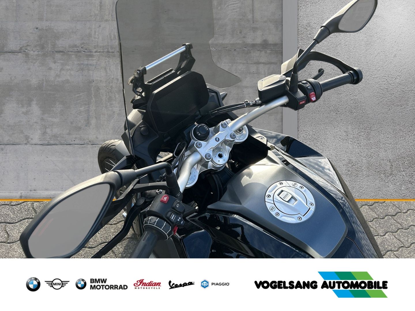 Fahrzeugabbildung BMW F 900 GS Dynamik-Paket, Akrapovic-Endschalldämpf