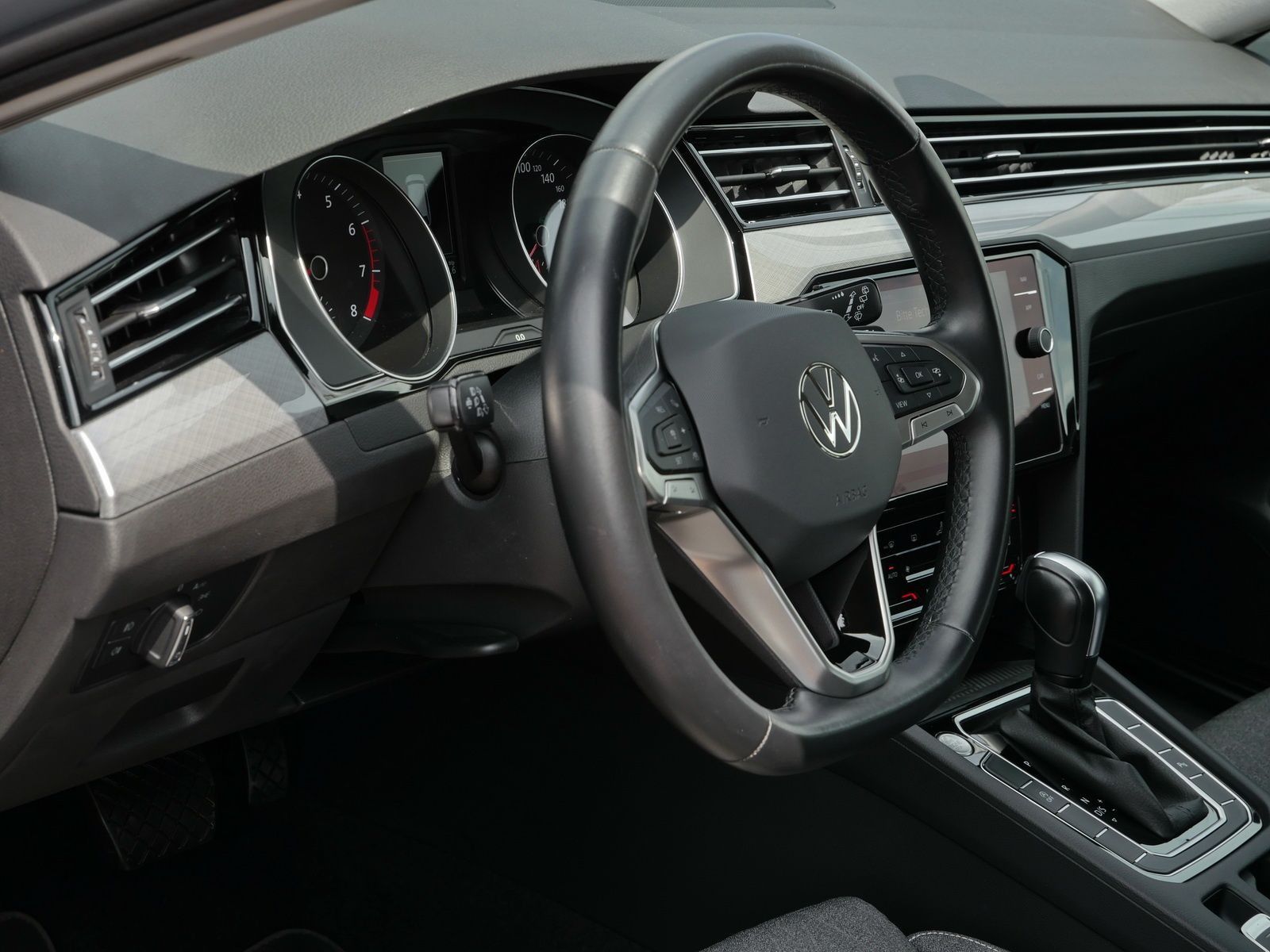 Volkswagen Passat Variant - Bild 19
