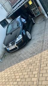 Volkswagen Vw Golf 5R32 - Volkswagen Golf: V R32