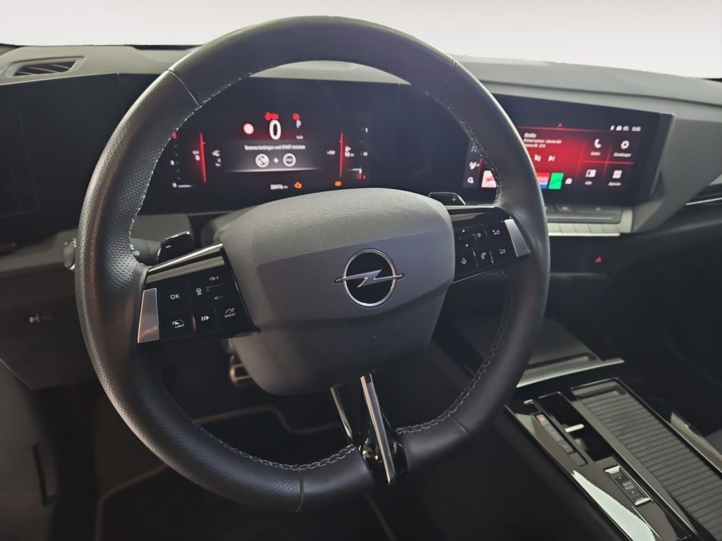 Fahrzeugabbildung Opel Astra 1.2 Turbo Automatik GS