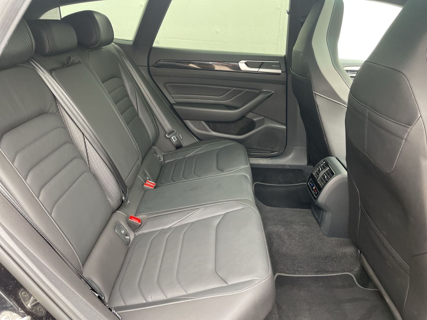 Arteon Shooting Brake 2.0TDI R-Line 4Motion Pano