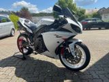 Yamaha R1 RN22  - YAMAHA R1 RN 22