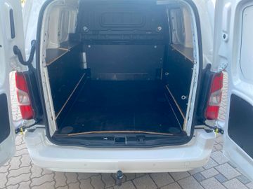 Bild 10 Opel Combo E Carg.*NAV*KAM*CARPLAY*TOTWINKEL*ALLWETT