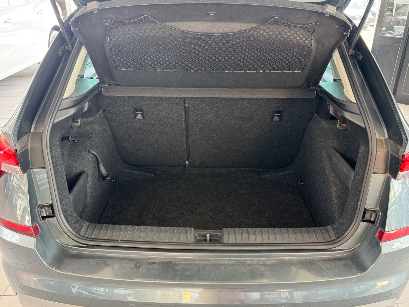 Fahrzeugabbildung SKODA Kamiq Style/HAGELSCHADEN/CarPlay/PDC/KLIMAAUTO/