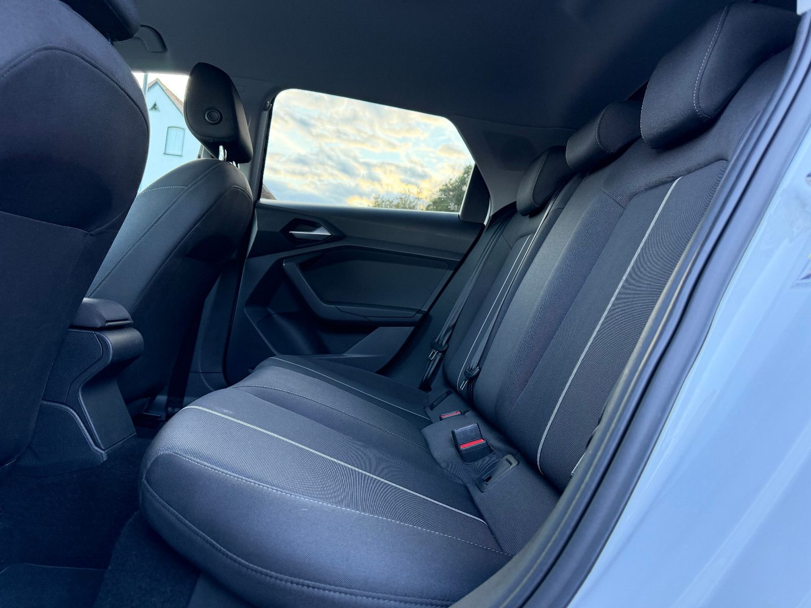 AUDI A1 Sportback 30 TFSI Advanced PDC/TEMPO – Foto 11
