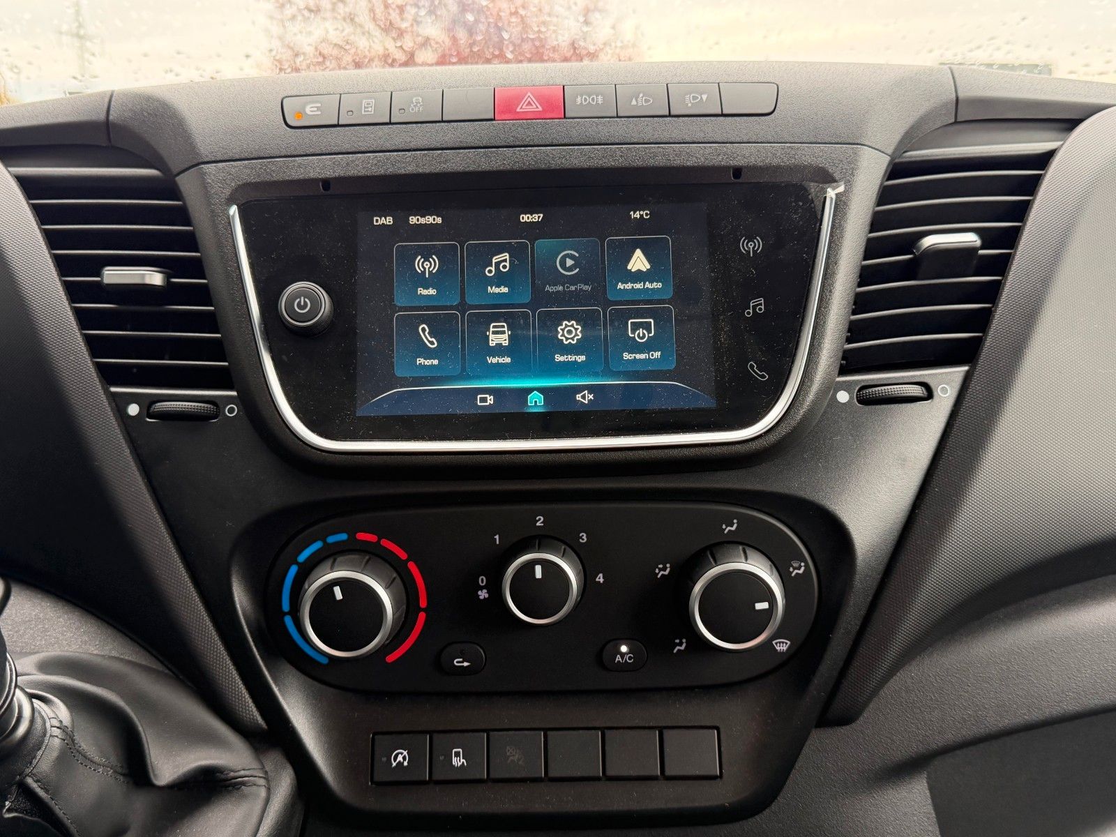 Fahrzeugabbildung Iveco Daily 35S16 Pritsche