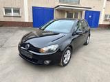 Volkswagen Golf 2.0 TDI, 140PS, TÜV 27, Winterpaket, StHz - Volkswagen Golf: TDI 140 Ps