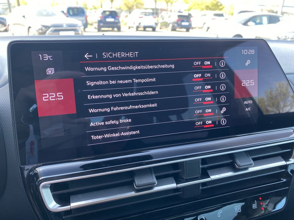 Fahrzeugabbildung Citroën C5 Aircross Hybrid 145 Automatik MAX *Allwetter*