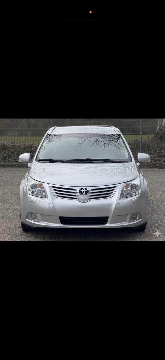 Toyota Avensis 2011 — двигун 1.598 cm³, 132 HP (97kW)