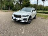 BMW X5 45e Garantie/Gutachten/Massage/HK-A... - BMW 545 von privat