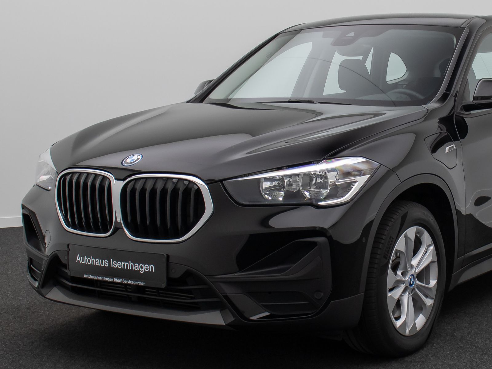 Fahrzeugabbildung BMW X1 xD25e GeschwindigReg ParkAss DAB HiFi Lordos
