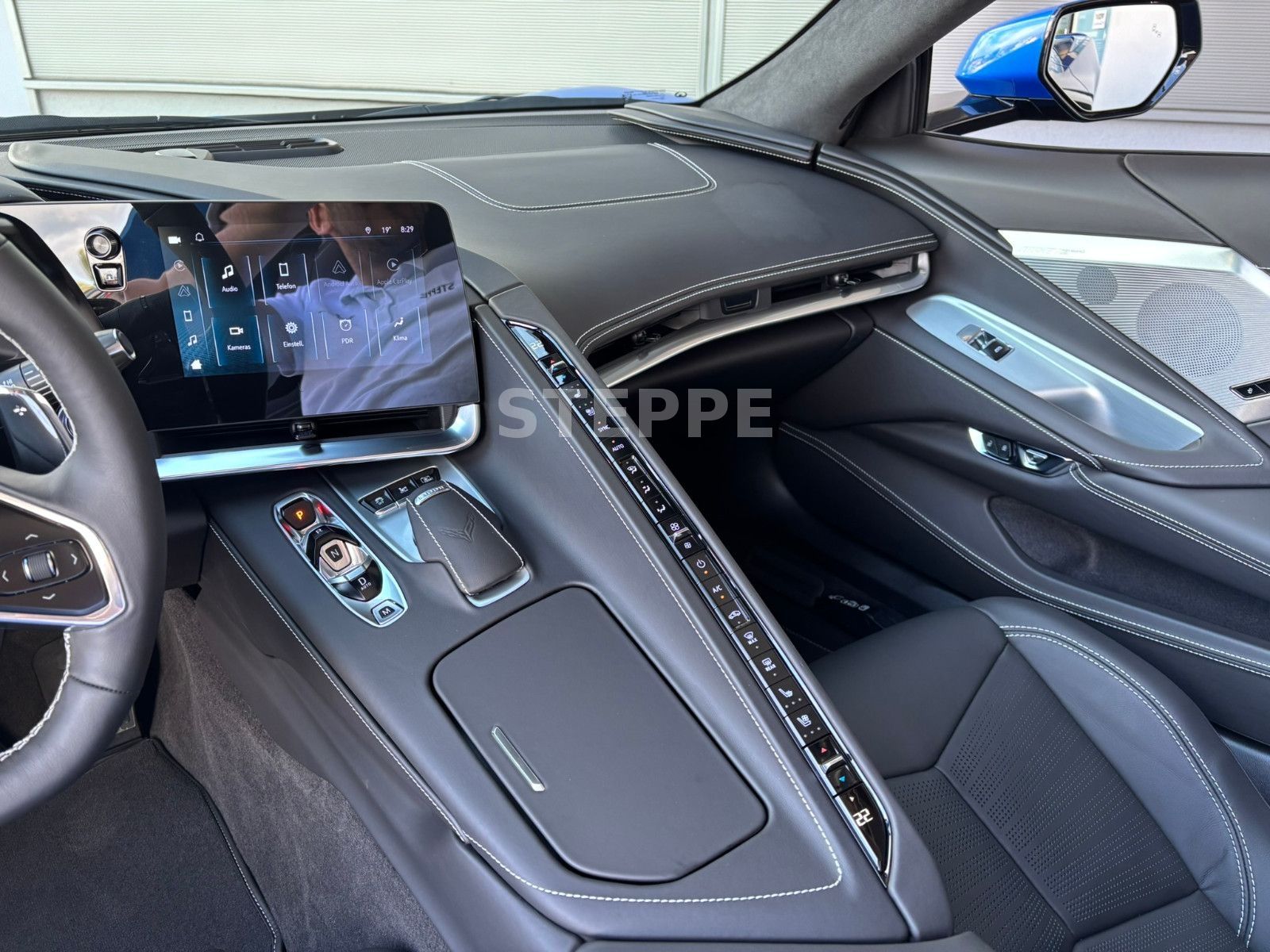 Corvette C8 Stingray Convertible 3LT Europamodell STEPPE