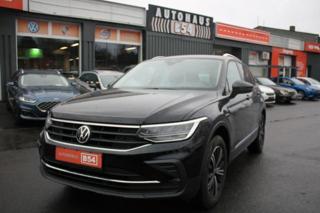 Volkswagen Tiguan Active/NAVI/KAM/1 HAND/LED/TOP/PDC/