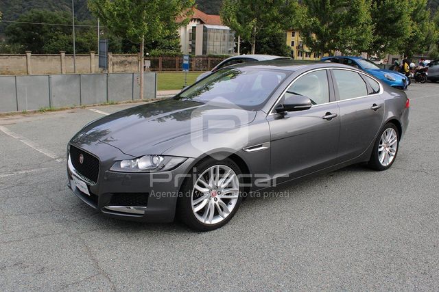 Jaguar JAGUAR XF 2.0 D 180 CV aut. Prestige