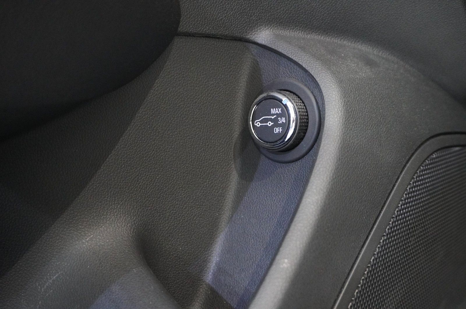 Fahrzeugabbildung Opel Insignia B ST 2.0D BUSINESS NAVI/LED/KAMERA/DAB+