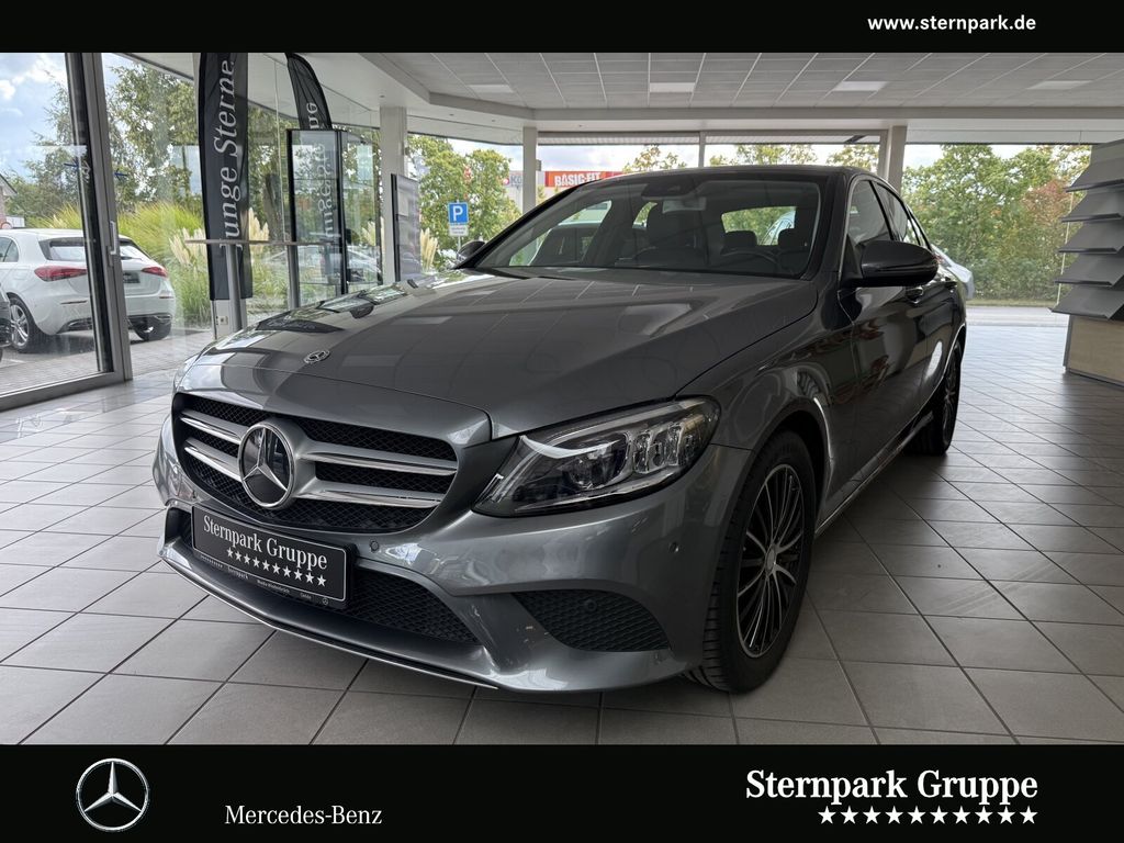 Image of Mercedes-Benz C 180