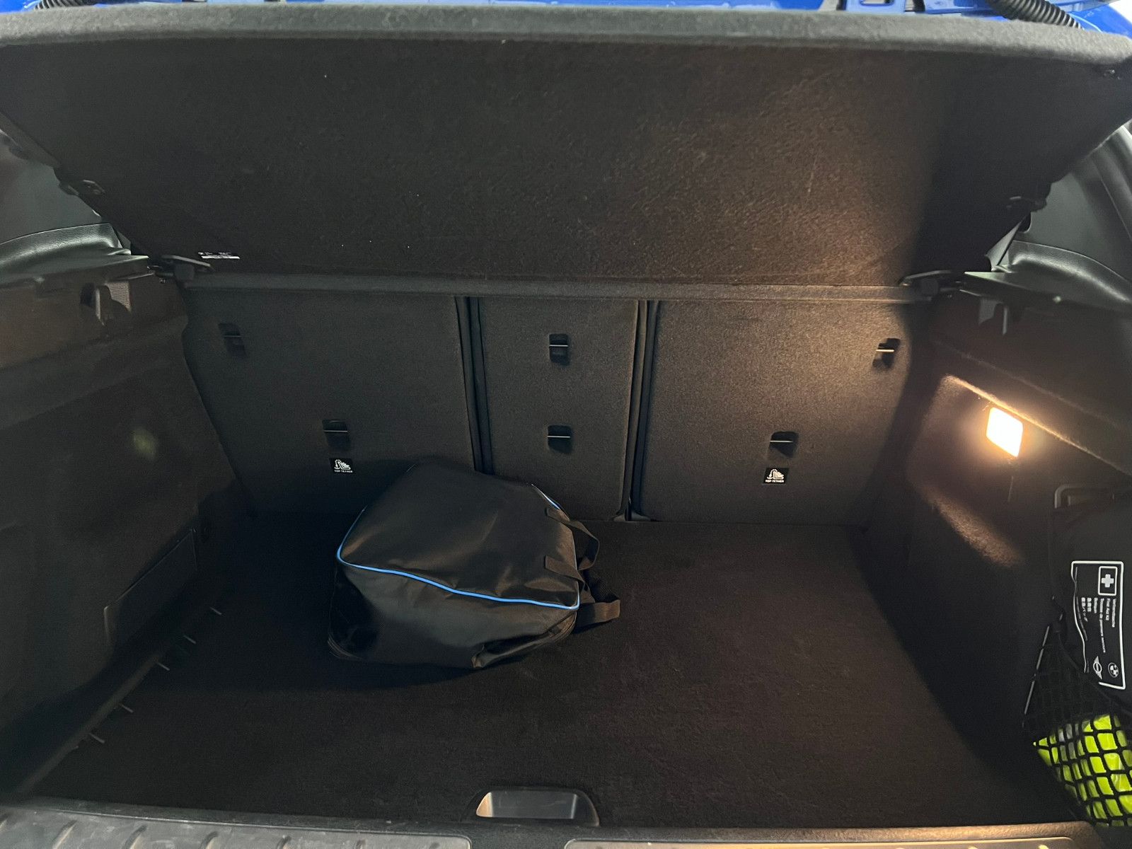 Fahrzeugabbildung BMW X2 xDrive 25 e M SPORT/LED/NAVI PROF./ACC/DAB