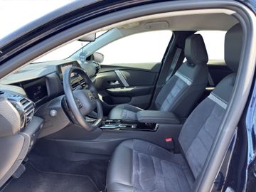 Citroën C4 1.2 PureTech 130 Max HUD+Kam.+KeyLess+LED+SHZ