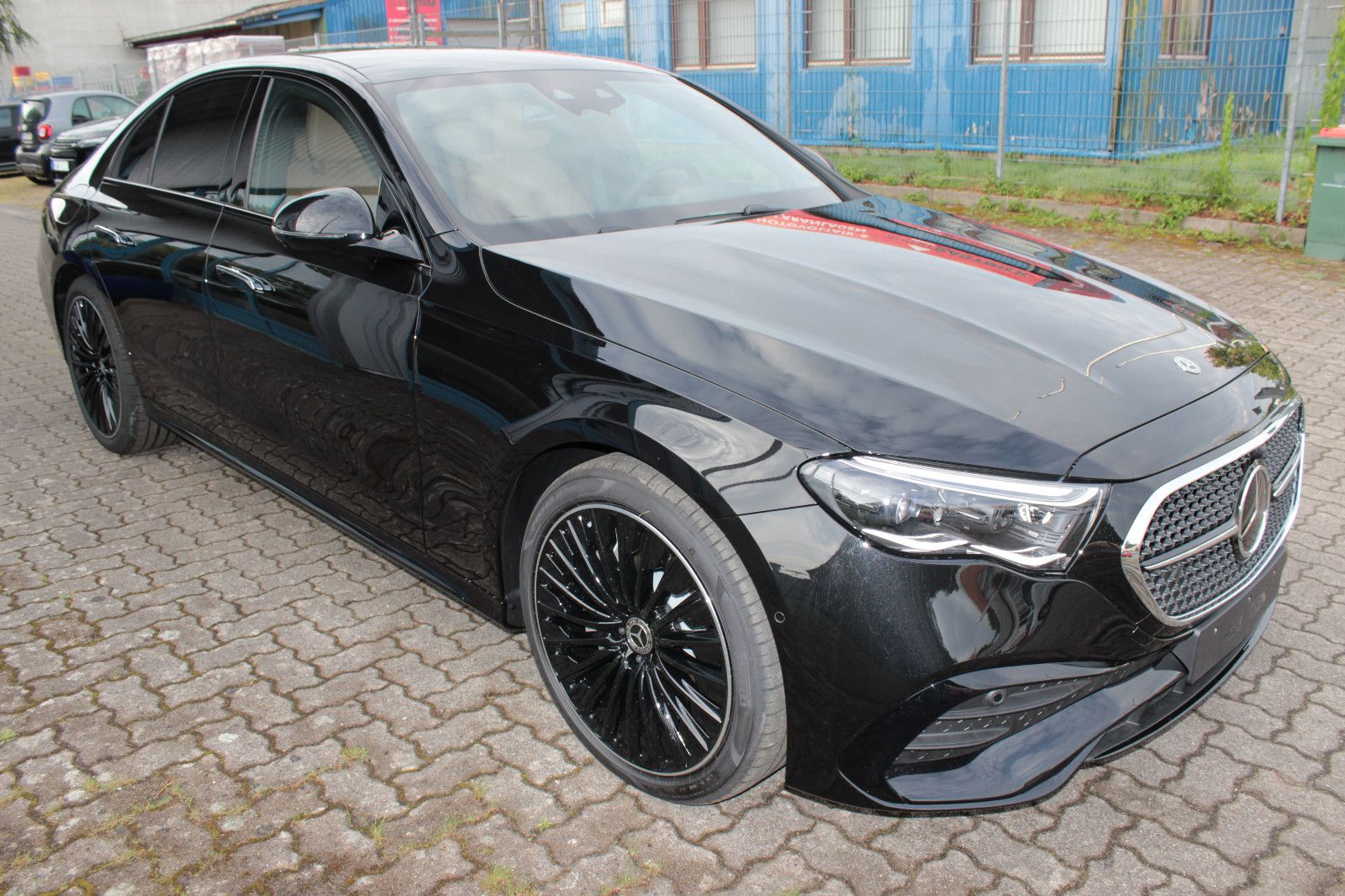 Fahrzeugabbildung Mercedes-Benz E 200 AMG Line Premium Plus*Superscreen**MY24*