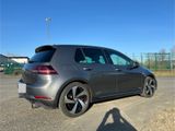 Volkswagen Golf VII GTI Performance 2.0 TSI DSG  - Cars in Siegen