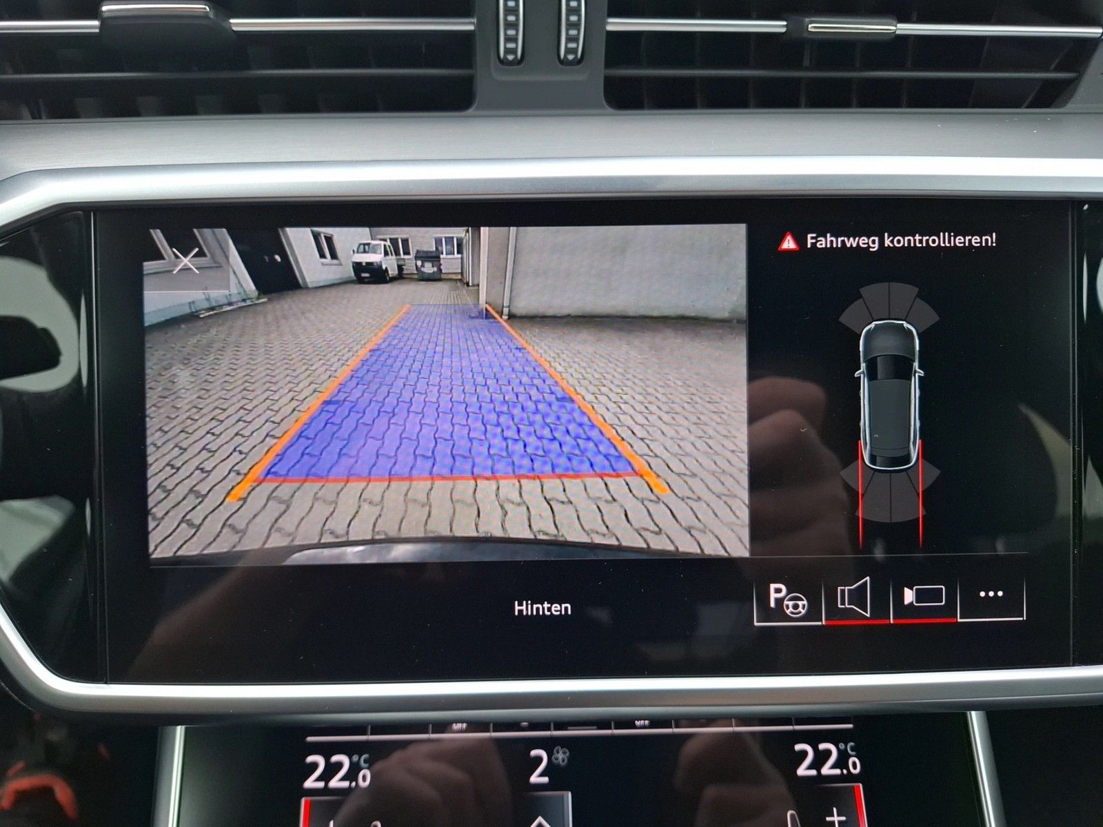 Fahrzeugabbildung Audi A6 Avant 50 TDI quattro S-line Standhzg. Matrix