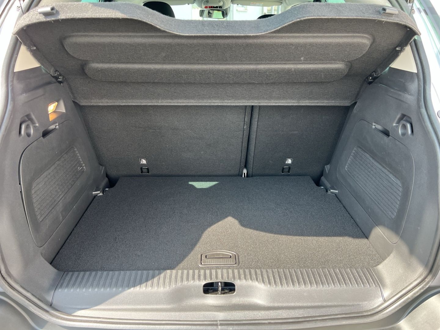 Fahrzeugabbildung Citroën C3 Aircross Plus PureTech 110 Navi CarPlay