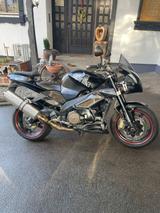 Aprilia RSV 1000 Tuono