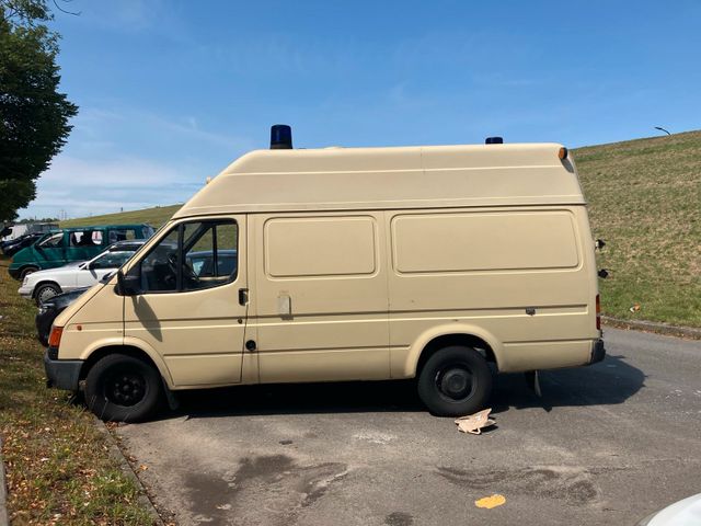 Ford Transit 100 L