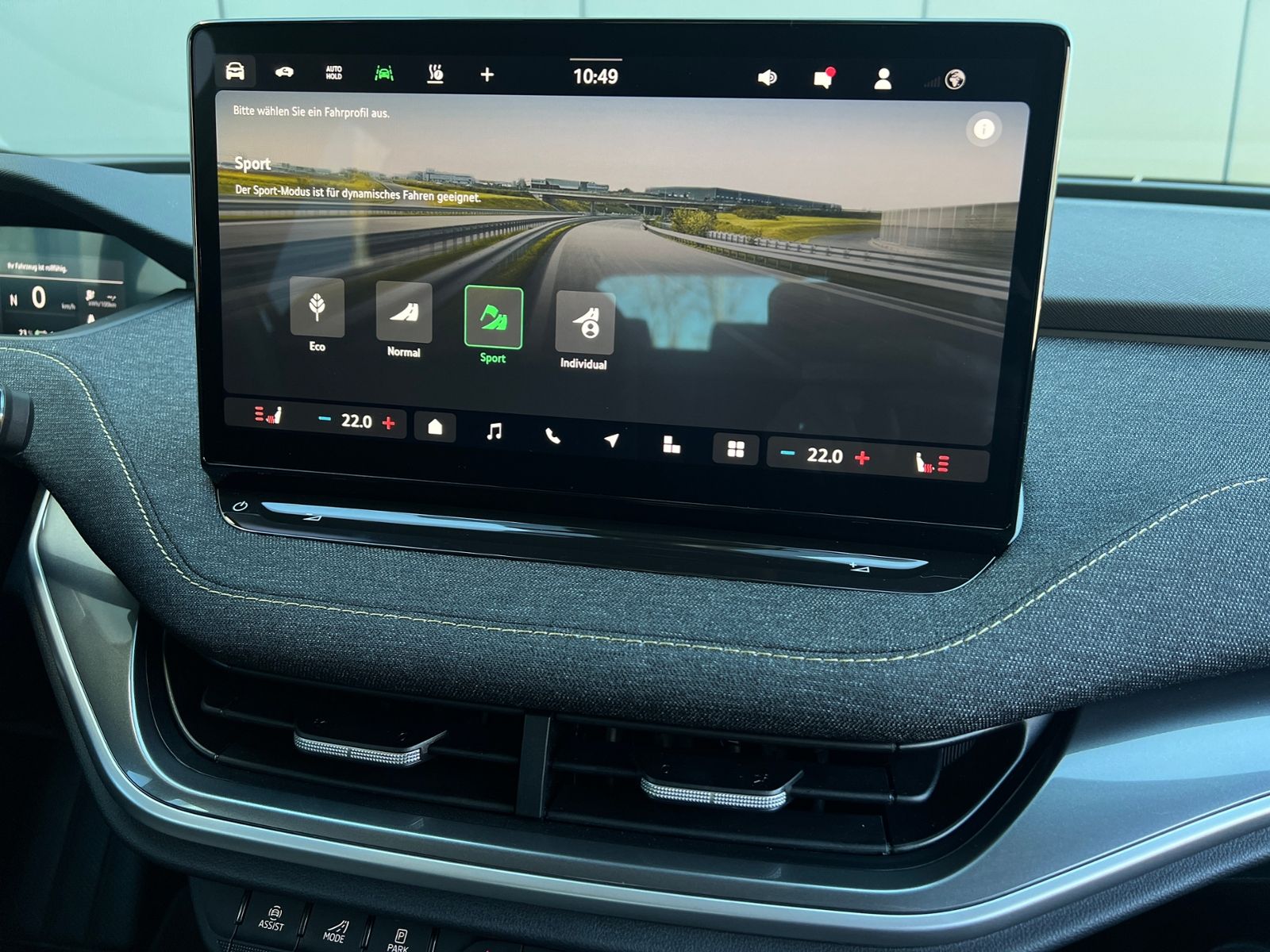 Fahrzeugabbildung SKODA Elroq 85 *Wärmepumpe,KESSY,21"LM-Felge*