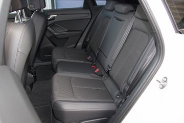 Audi Q3 45 TFSI e S-Line NAVIOPT-BLACKLED